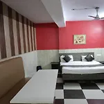 Hotel The Glory