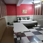 Hotel The Glory